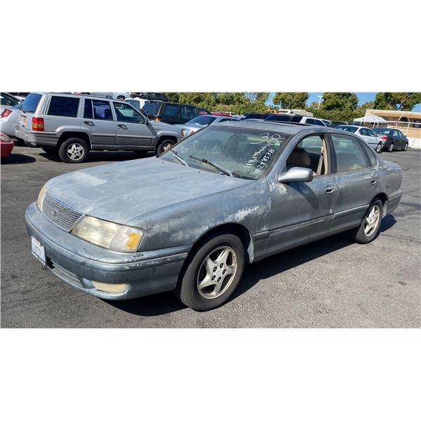 1998 Toyota Avalon XL