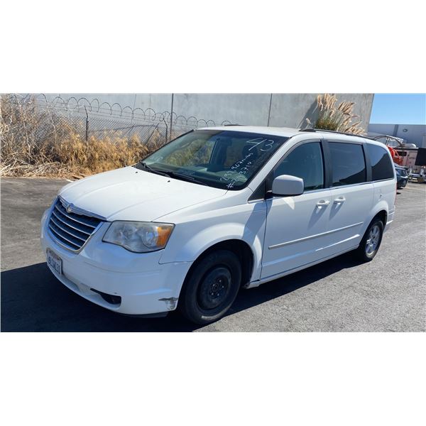 2010 Chrysler Town and Country Touring