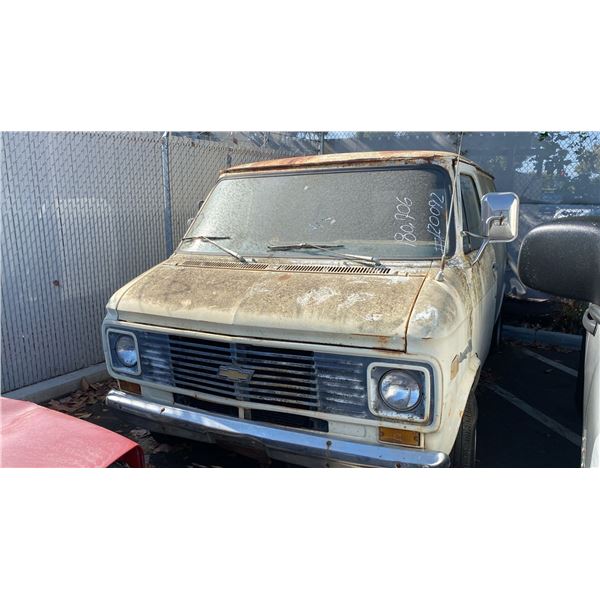 1973 CHEVROLET G10