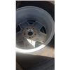 Image 4 : WHEELS & TIRES