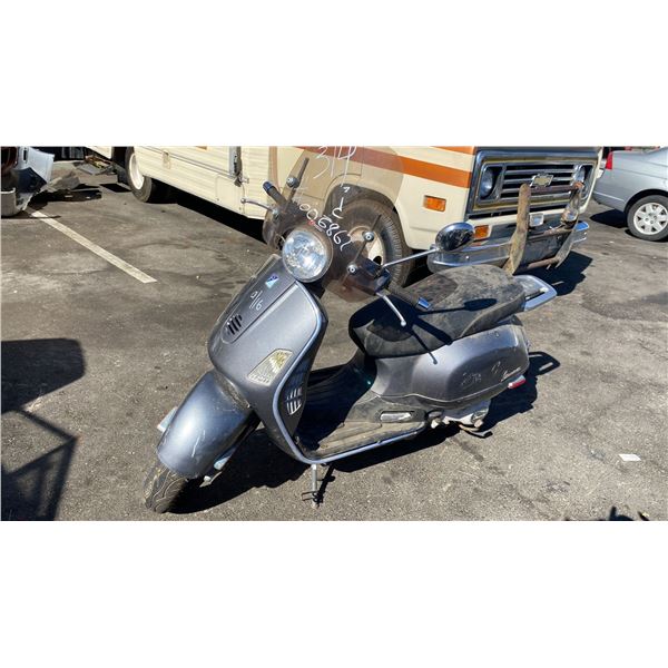 2006 VESPA GRANTURISMO