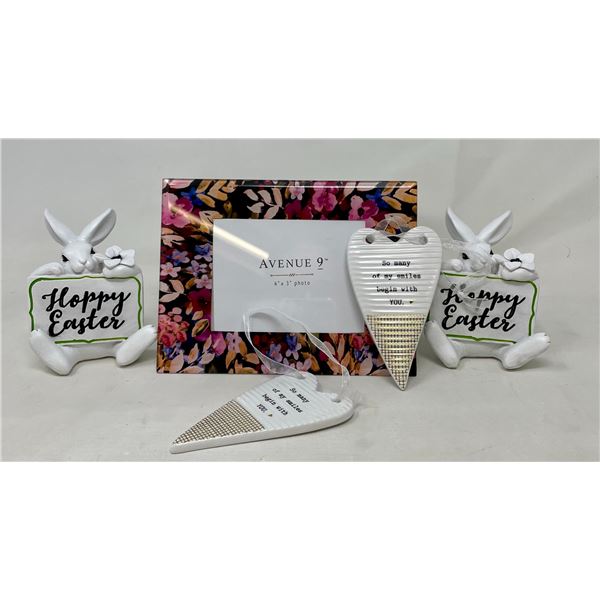 Floral Frame / Easter Bunny Ornament / Heart Decoration