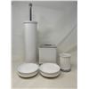 Image 1 : Bathroom Set (used)