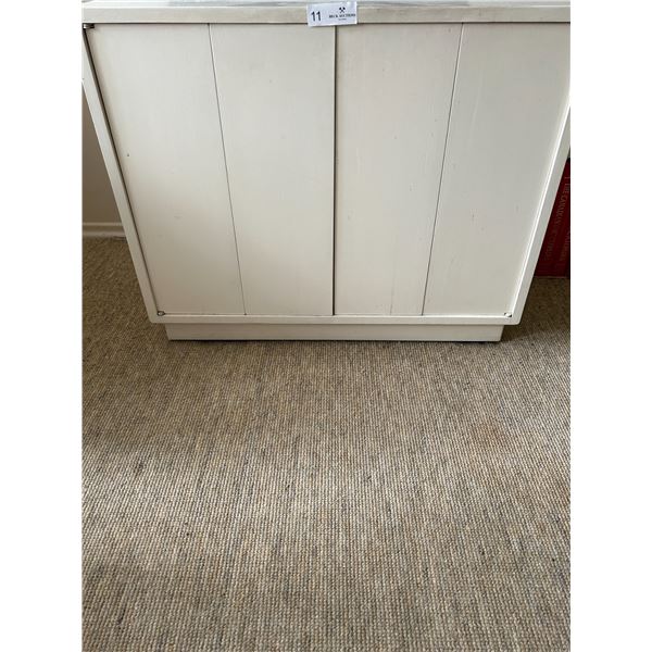 White Tv Stand 29W 18D 24H