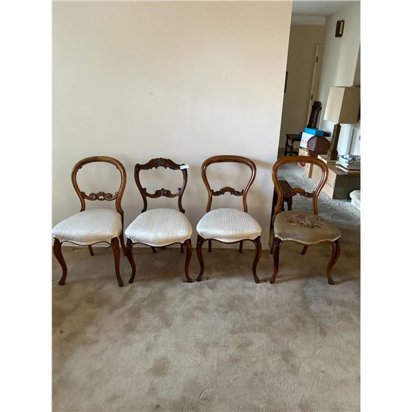 4 Vintage Dining Room Chairs