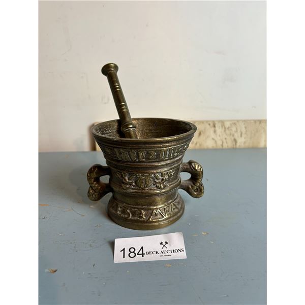 Brass Engraved Mortar And Pestle 5D 4H