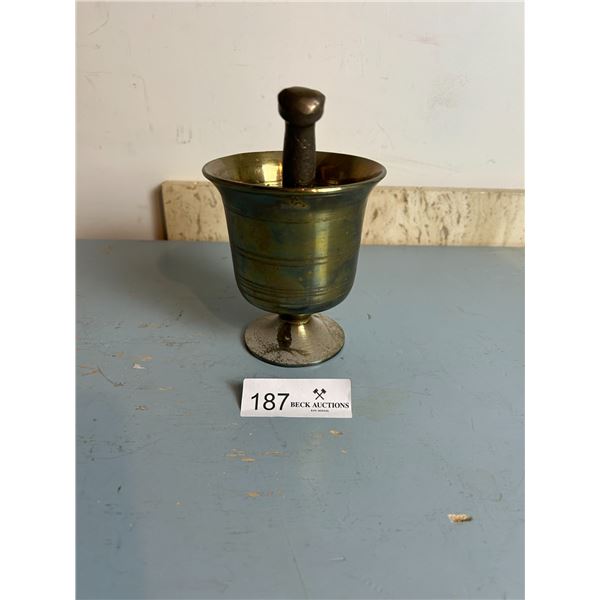 Vintage Brass Motor And Pestle 5D 5H