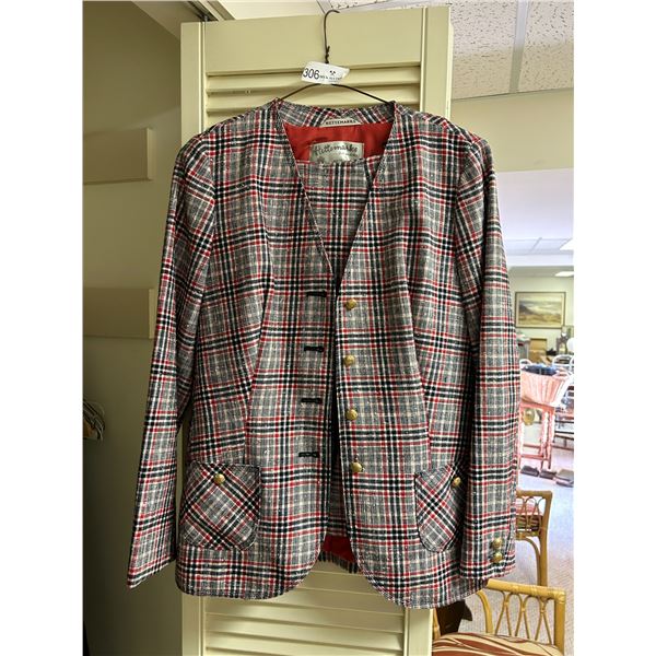 Red And Black Plaid Vintage Womans Jacket And Skirt Set