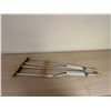 Image 2 : Used Crutches In Good Condition