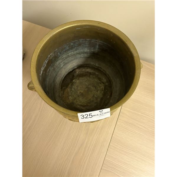 Brass Engraved Chinese Cauldron 9D 9H