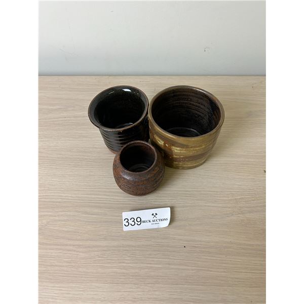 Miscellaneous Ceramic Vases Approx 3H-5H