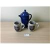 Image 2 : Blue Tea Pot 11H And 2 Matching Mugs 5H