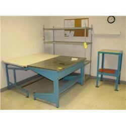 LOT - 2 WORK BENCHES & 2 TABLES