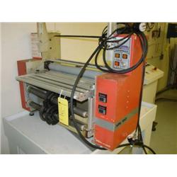 XRL 180 ROLL LAMINATOR