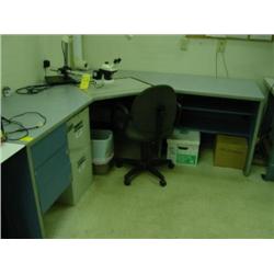 CORNER INSPECTION DESKS