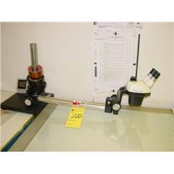 BAUSCH LOMB STEREOSCOPE .7-3X MICROSCOPE
