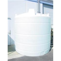 2000 GAL PLASTIC STORAGE TANK
