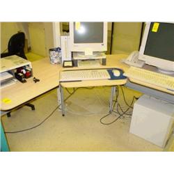 CORNER COMPUTER TABLE