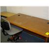 Image 1 : DESK W/ CHAIR