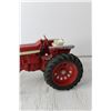 Image 2 : IHC ERTL Model 1026 Toy Tractor