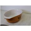Image 4 : Pyrex 1.5 Quart Casserole #43 Old Orchard w/ Brown Lid