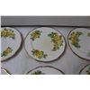 Image 2 : (8) Royal Albert - " Tea Rose" Pattern 8" Salad Plates