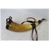 Image 6 : Black Powder Horn w/Accessories