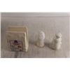 Image 5 : Vintage Pillsbury Benjamin and Medwin Salt and Pepper Shakers, Pillsbury Flour Napkin Holder