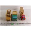 Image 1 : (3) Melissa and Doug Wooden Toys - #4549 Garbage Truck, #9395 School Bus, #24097 Horse Carrier