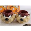 Image 3 : Vintage Relpo Planter - 5662 Japan, Tasmanian Devil Merch - (2) Plastic Mugs, Ceramic Pencil Holder