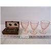 Image 1 : (3) Pink Depression Wine Glasses and (2) Vintage Razors