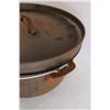 Image 4 : #7 Footed Cast Iron Pot with Handles and Lid - 12" Diameter, 8 1/2" Tall