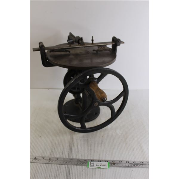Cast Iron Heavy Sheep Shear Sharpener