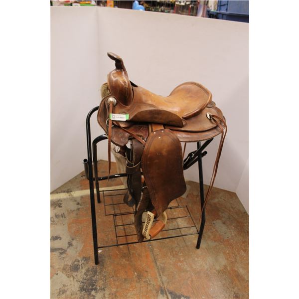 * Vintage Western Rawhide Saddle Single Rigging - 15" Seat  6" Gullet Ralide Tree Stand not Included