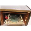 Image 3 : * Graeto Moderato Model 5817E German Floor Radio and Record Player - 14" x 41" x 31" Tall