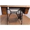 Image 4 : * Antique Singer Sewing Machine in Cabinet with Accessories and Stand