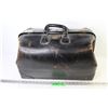 Image 1 : McBrine Baggage - Large Leather Doctors Bag