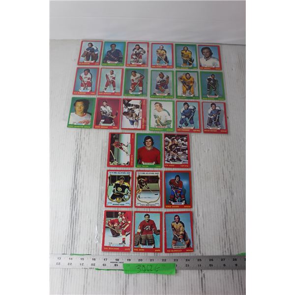 Assorted  OPC 1973-74 NHL Trading Cards