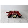 Image 2 : ERTL Toy Double Disc (Missing Set of Wheels)