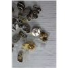 Image 2 : Assorted Pins
