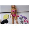 Image 5 : Barbie Beach Party 2015 plus extra Accessories