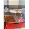 Image 2 : Large Lot of 1990 NBA Hoops Basketball Cards - (300+) Cards with Rookie Cards Cards Holder