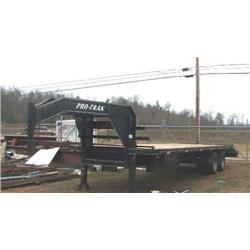 2000 Pro-trak Gooseneck Trailer
