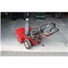 Image 6 : MasterCraft 27" walkbehind snowblower, gas, electric start, tire chains