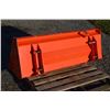 Image 3 : Kubota 5' material bucket