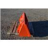 Image 5 : Kubota 5' material bucket
