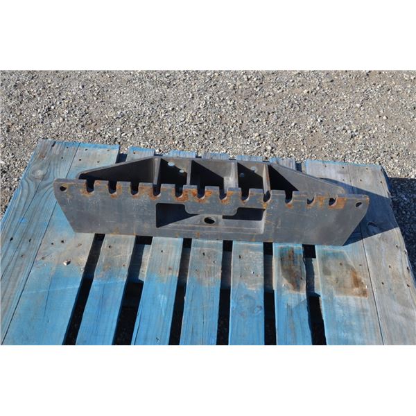 Kubota 34" front weight block, (M9126)