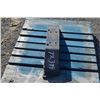 Image 3 : Kubota 34" front weight block, (M9126)