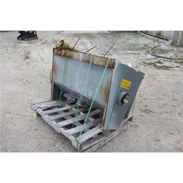 Unknown universal skidsteer QT cement mixer bucket, hydraulic drive