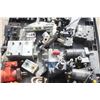 Image 4 : skid of misc hydraulic parts